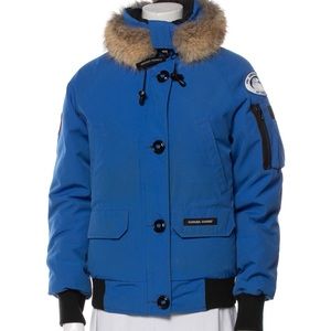 •   Canada Goose Parka
•   Blue
•   polar bears international